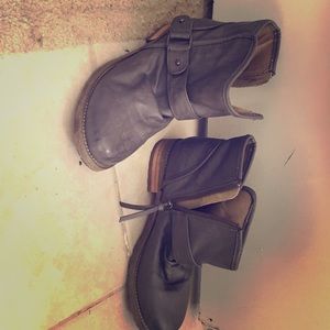 Ankle boots